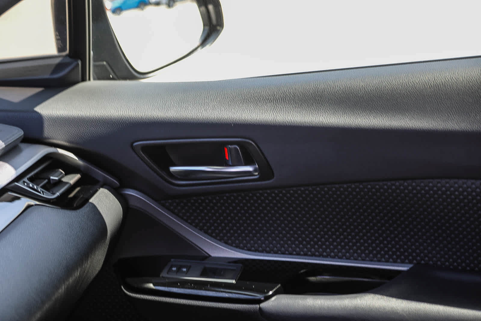 Certified 2022 Toyota C-HR Nightshade FWD image 21