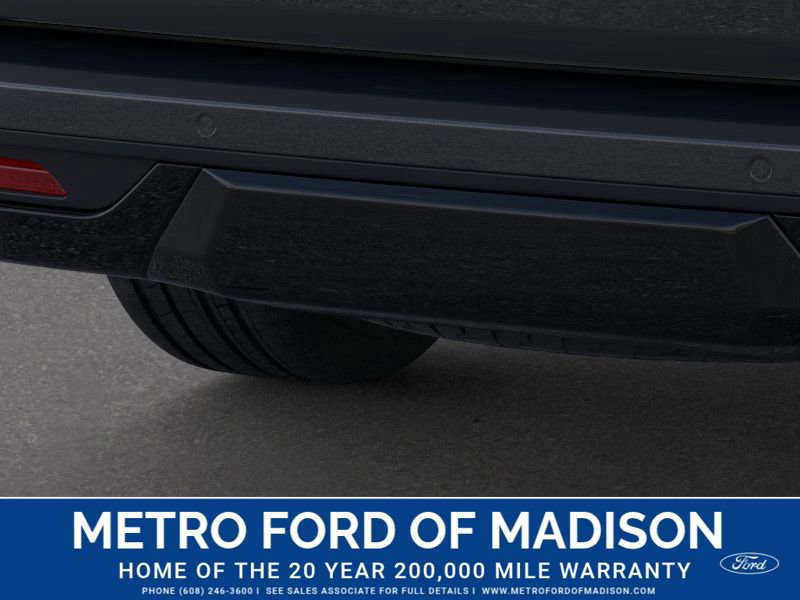 New 2025 Ford Expedition Platinum w/ Stealth Performance Package image 24