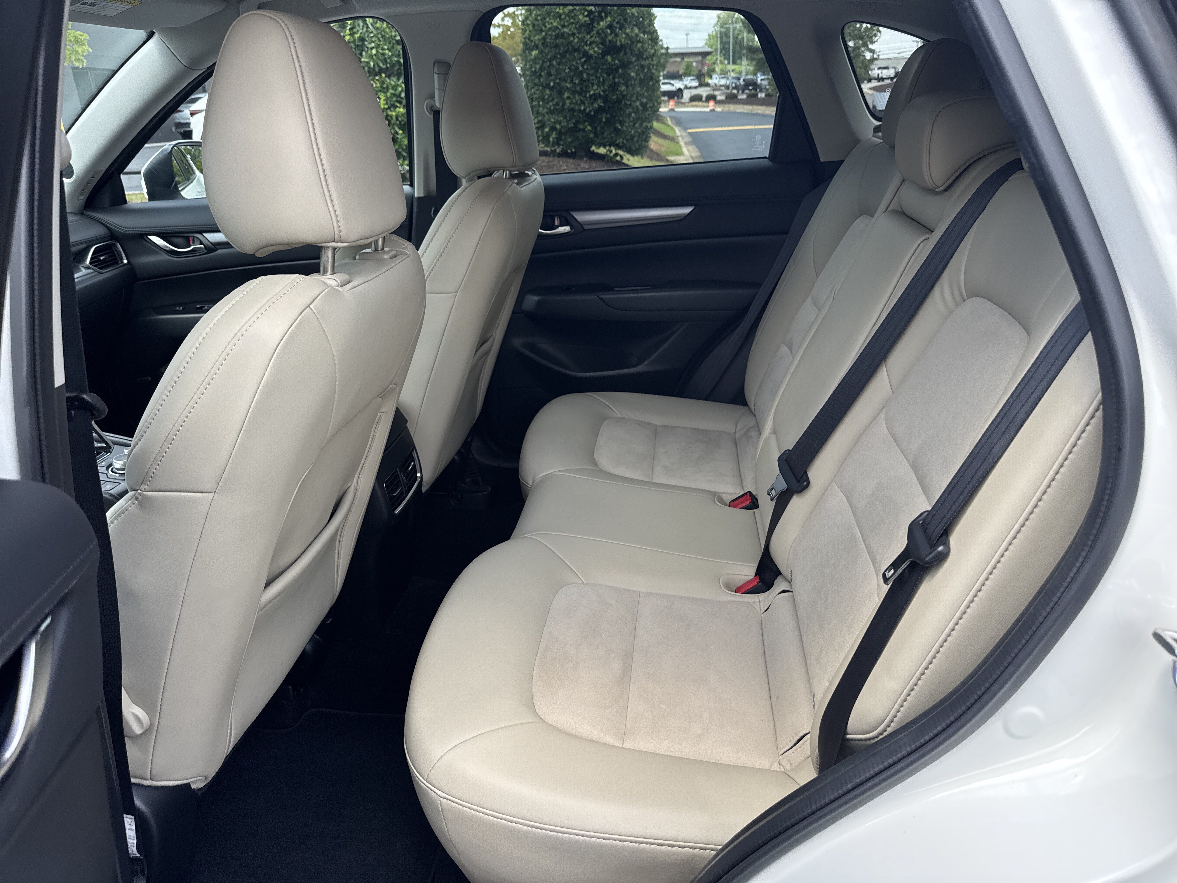 Used 2019 MAZDA CX-5 Touring FWD image 8