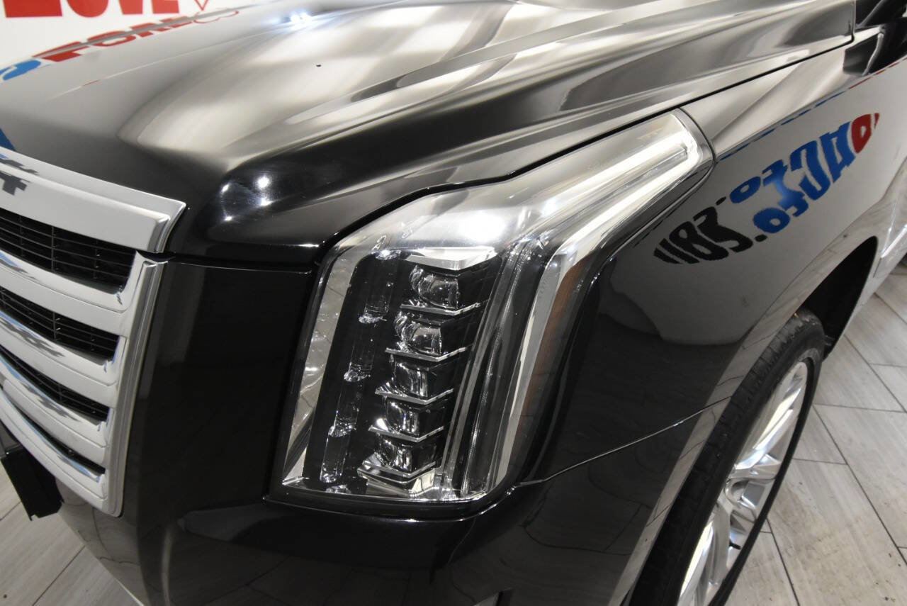 Used 2020 Cadillac Escalade Premium Luxury image 9