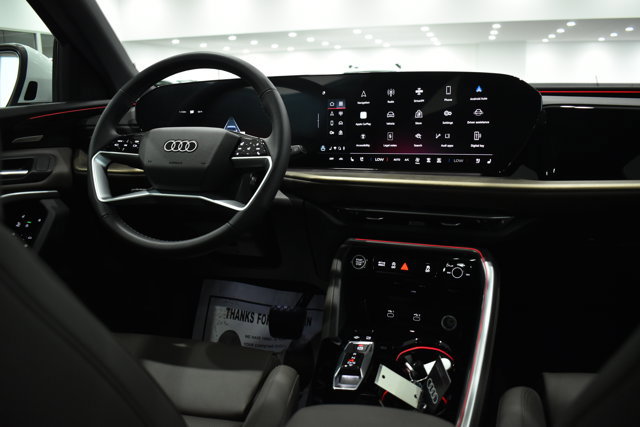 Used 2025 Audi Q5 Premium Plus w/ Premium Plus image 19