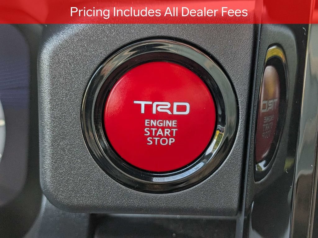 Certified 2025 Toyota 4Runner TRD Off-Road Premium AWD/4WD image 30