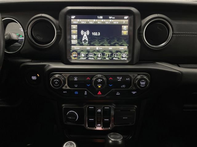 Used 2022 Jeep Wrangler Unlimited Sahara image 7