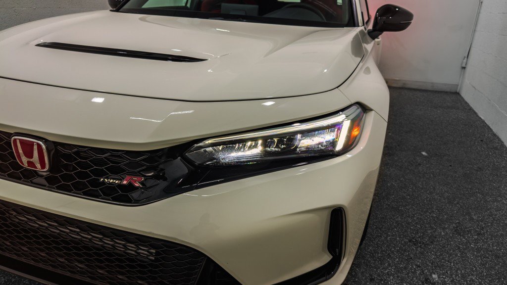 Used 2025 Honda Civic Type R image 5