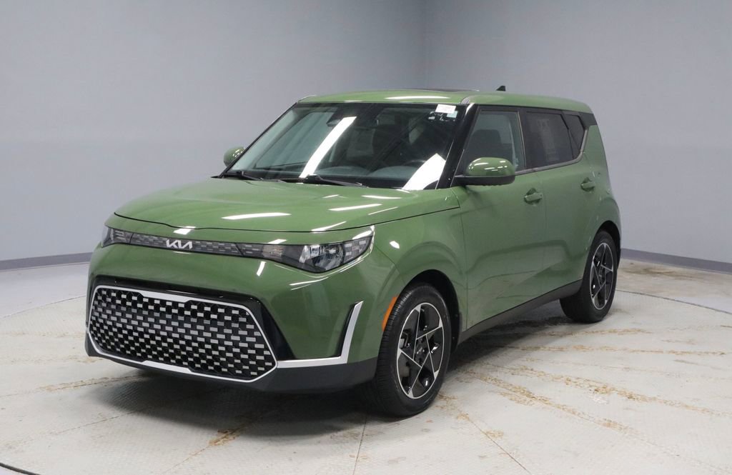 Used 2023 Kia Soul EX image 5