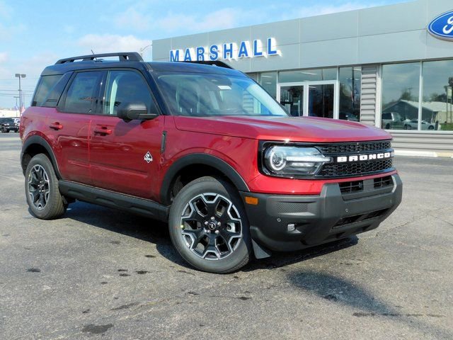 New 2025 Ford Bronco Sport Outer Banks w/ Outer Banks Tech Package+ AWD/4WD image 2