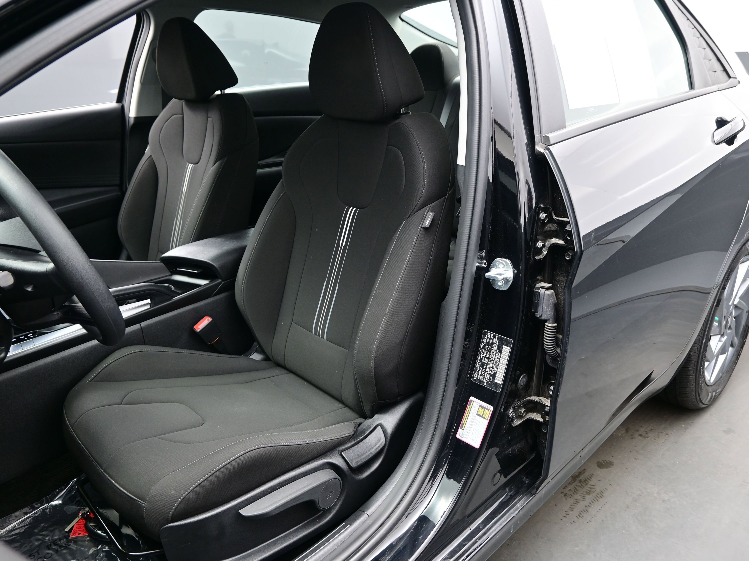 Used 2024 Hyundai Elantra SEL image 10