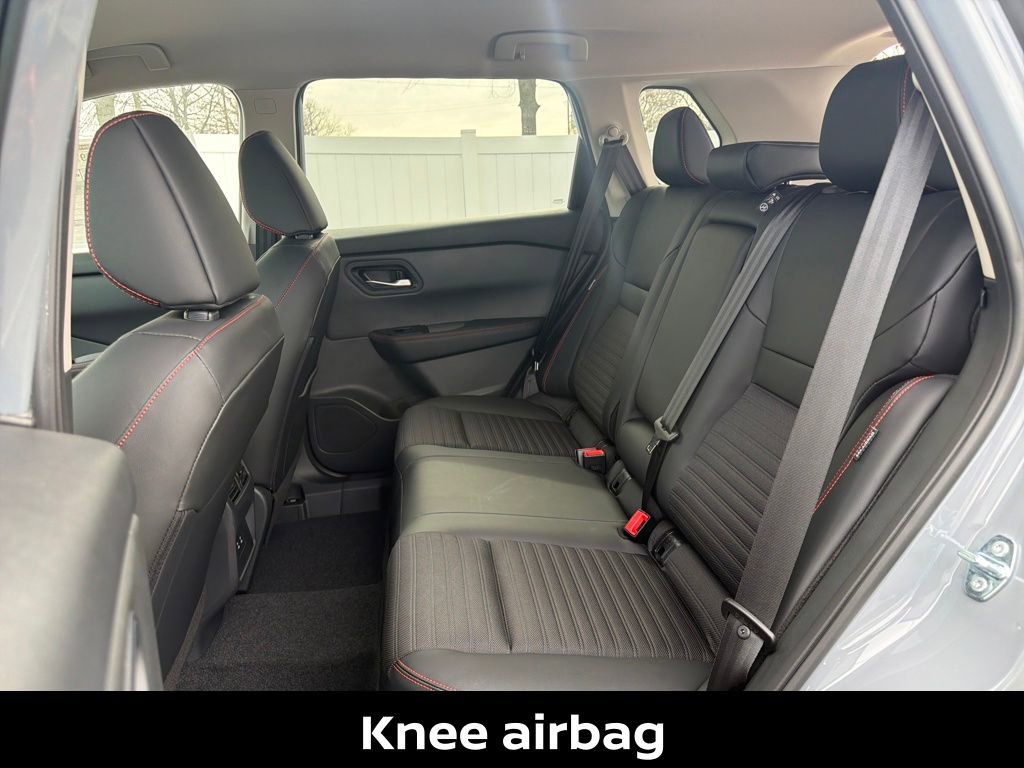 New 2026 Nissan Rogue Rock Creek image 33