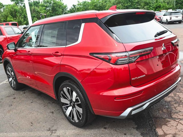 New 2025 Mitsubishi Outlander SEL image 4