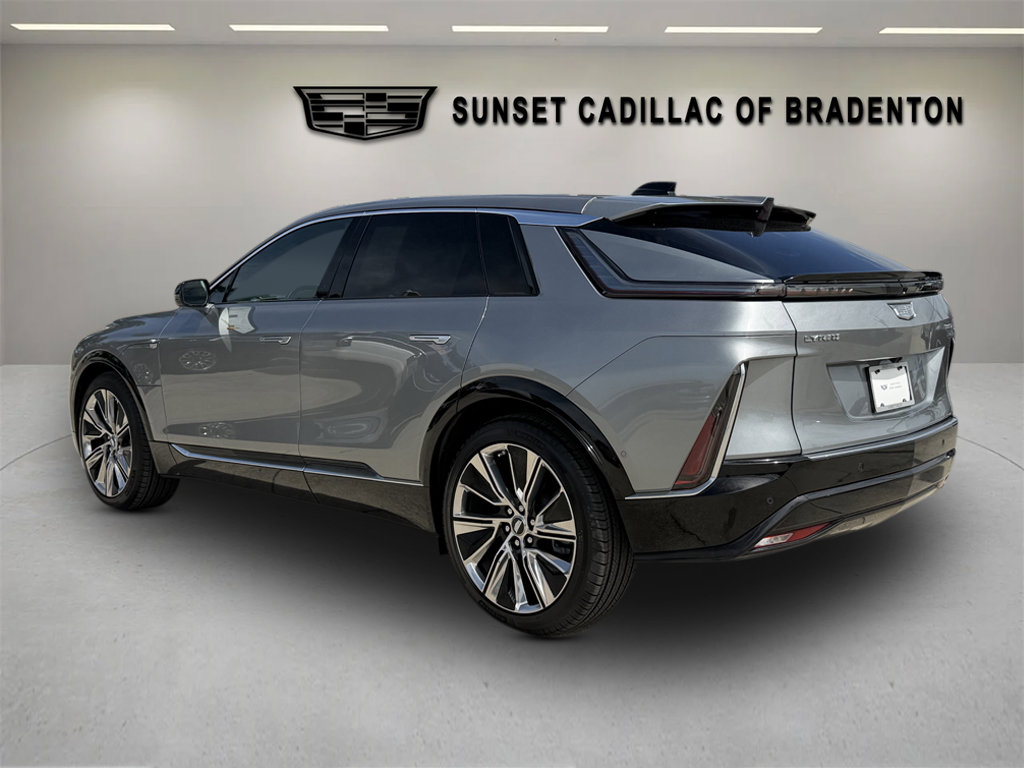 Certified 2026 Cadillac Lyriq Signature Luxury w/ Nappa Leather Package AWD/4WD image 5