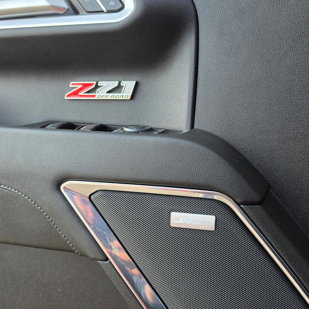 Used 2023 Chevrolet Silverado 1500 LTZ w/ LTZ Premium Texas Edition AWD/4WD image 24