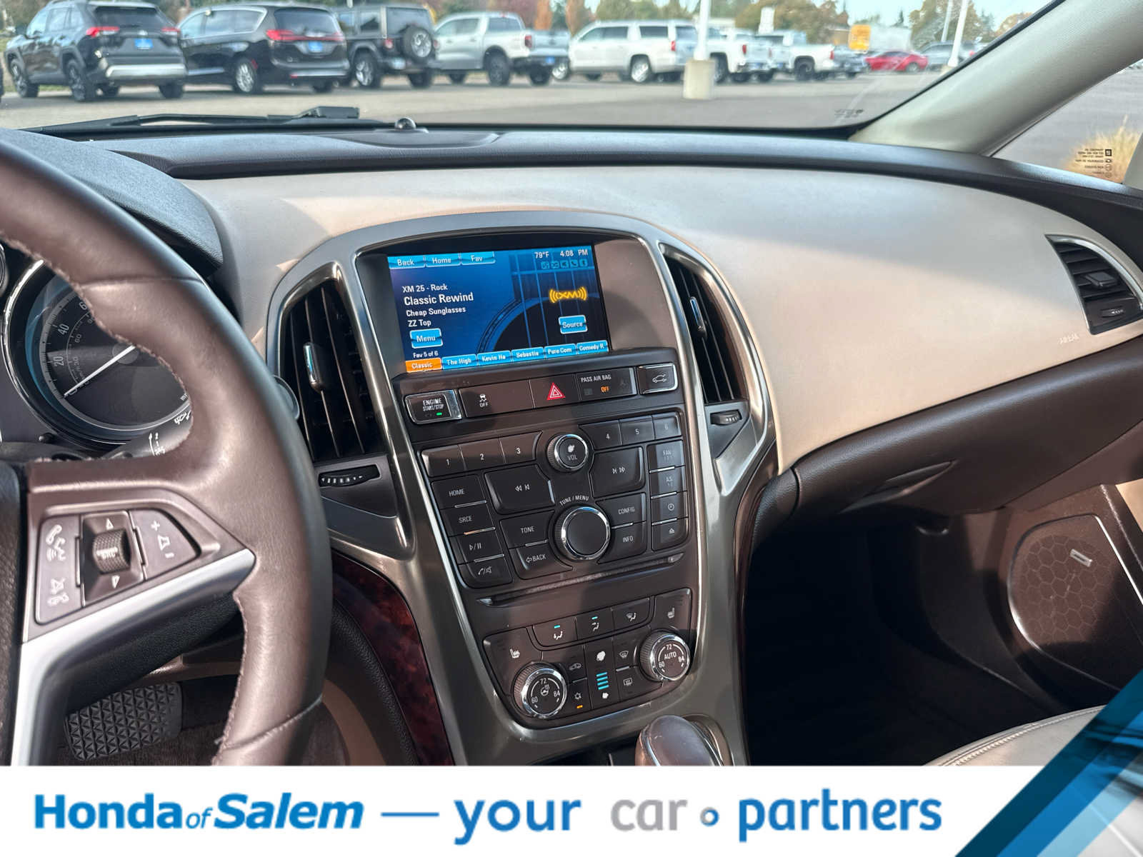 Used 2012 Buick Verano Leather FWD image 16