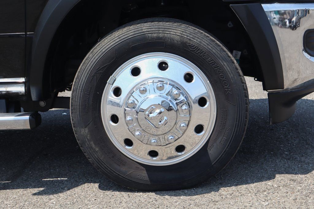 Used 2023 RAM 5500 Tradesman AWD/4WD image 45
