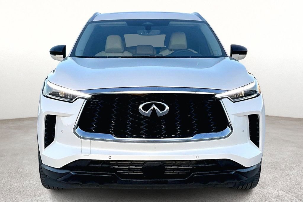 Certified 2025 INFINITI QX60 Luxe image 5