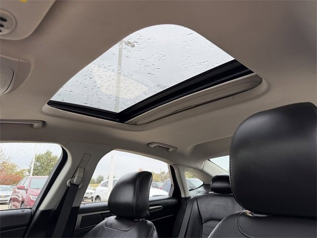 Used 2015 Ford Fusion SE w/ Equipment Group 202A image 27