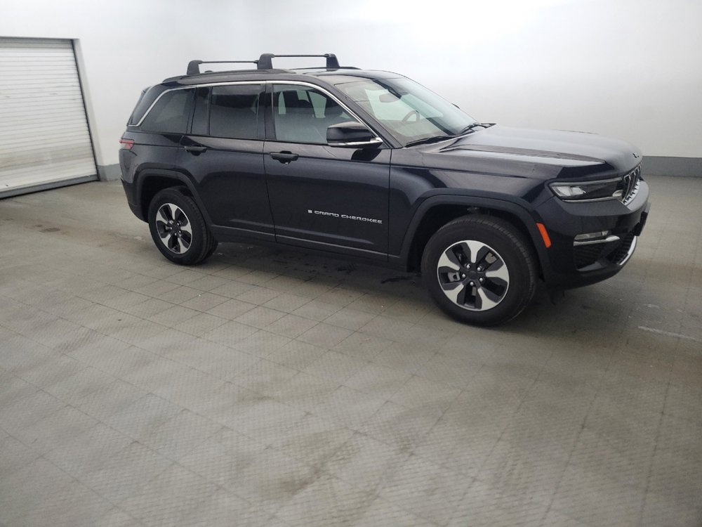 Used 2024 Jeep Grand Cherokee Limited 4xe image 11