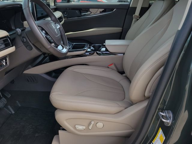 Certified 2023 Lincoln Nautilus Reserve w/ Equipment Group 201A image 6