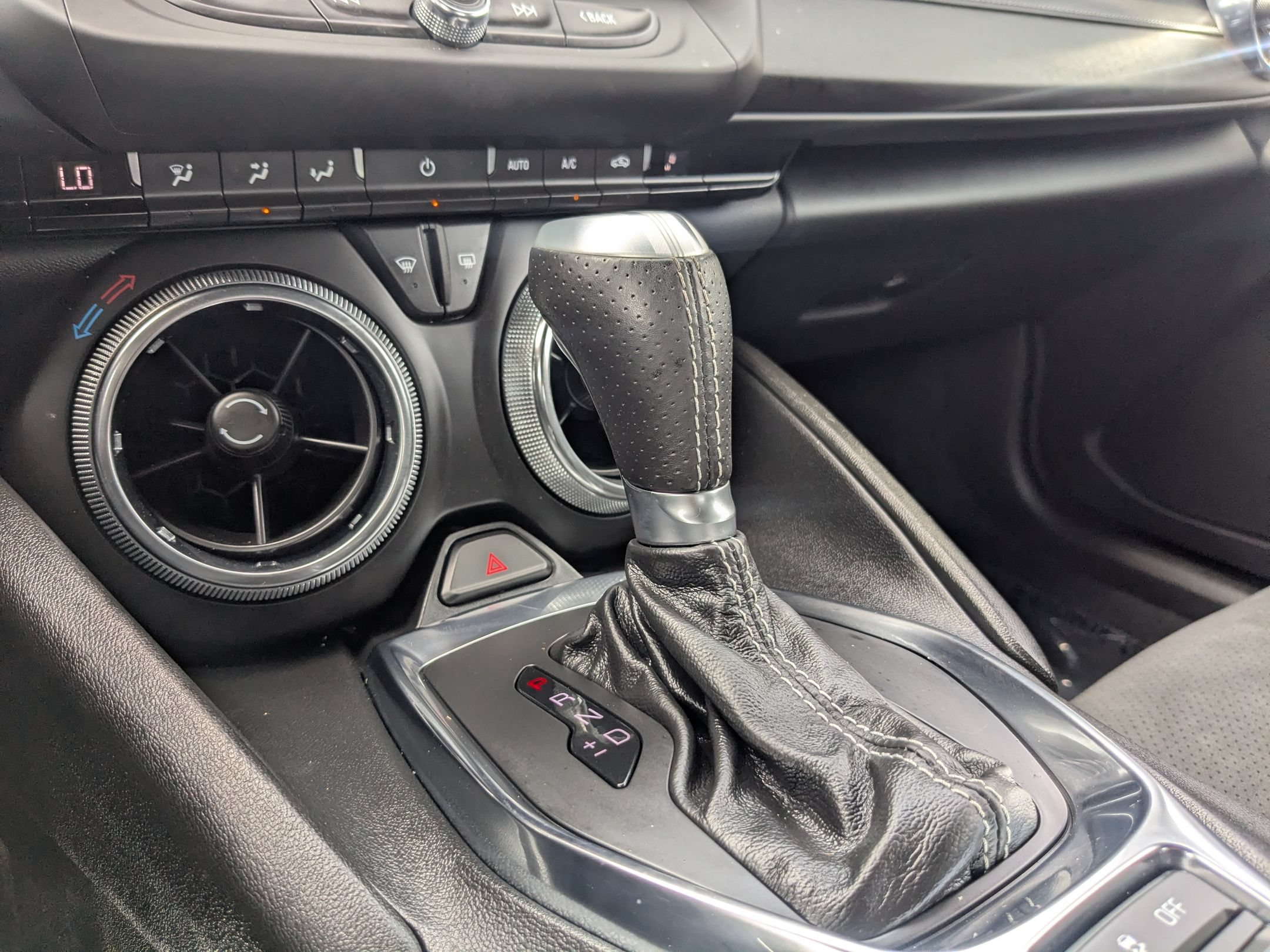 Used 2022 Chevrolet Camaro SS RWD image 18