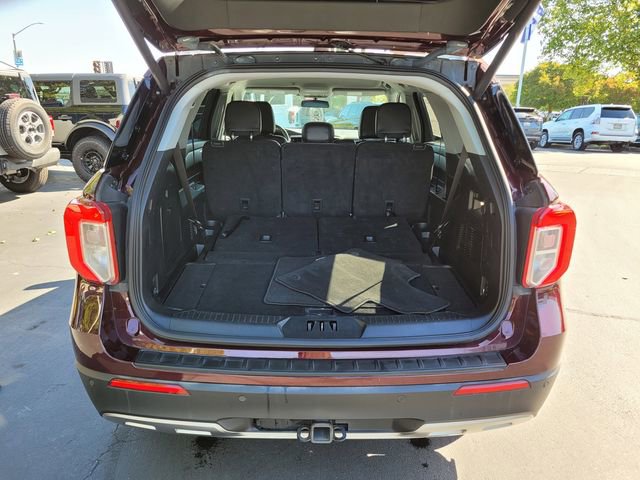 Used 2022 Ford Explorer XLT w/ Equipment Group 202A AWD/4WD image 18