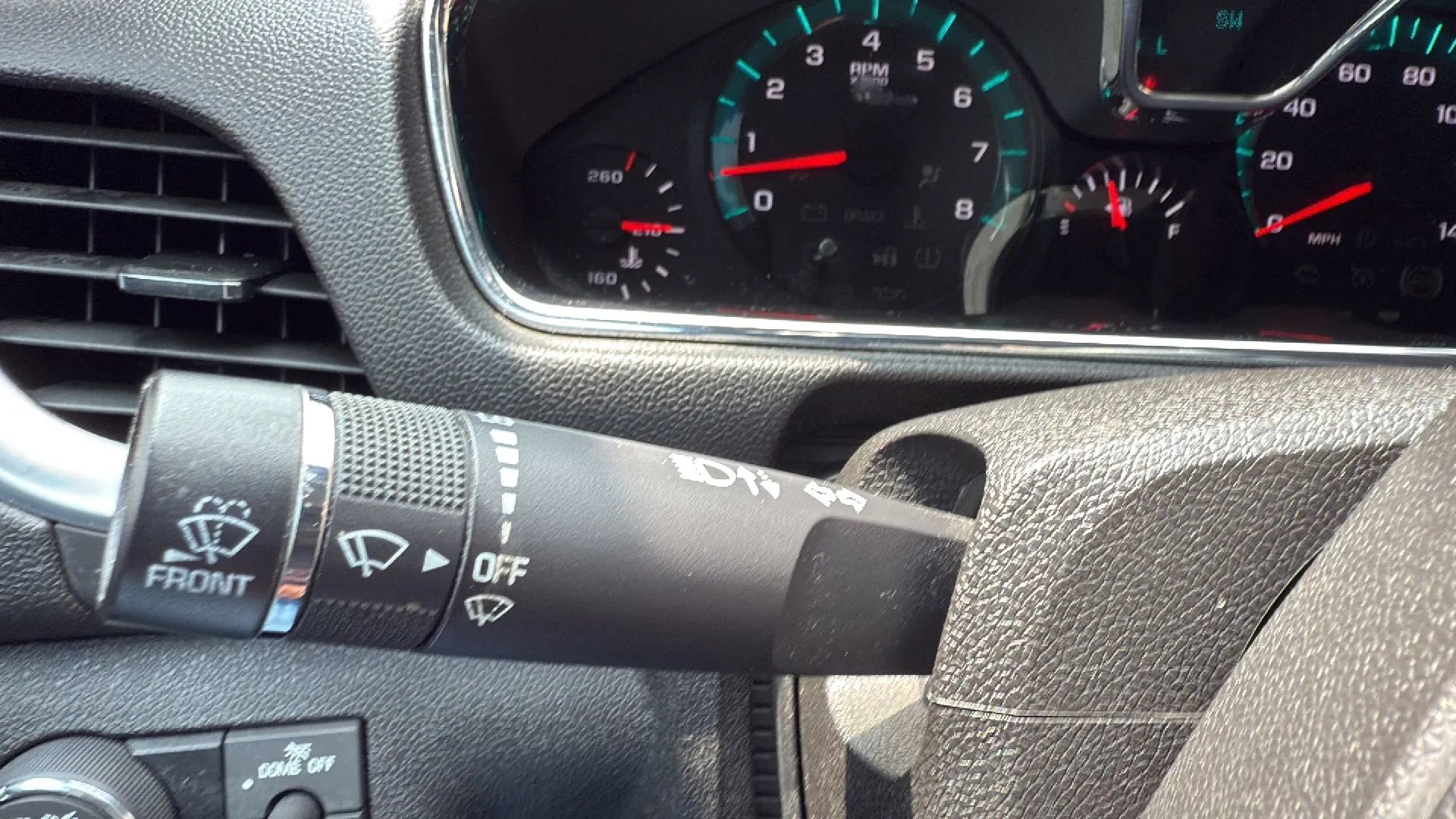 Used 2017 Chevrolet Traverse LT w/ Style and Technology Package image 13