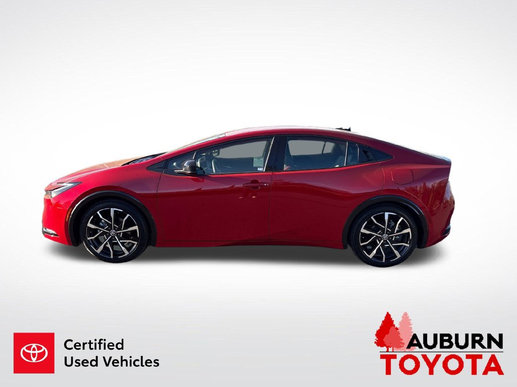 Certified 2026 Toyota Prius Plug-In Hybrid FWD image 9