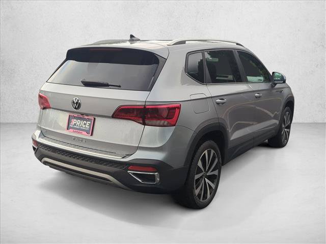 Used 2023 Volkswagen Taos SE FWD image 5