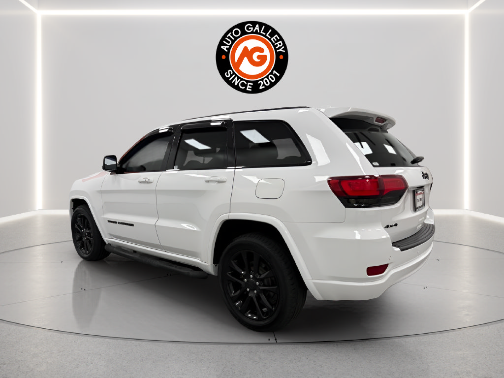 Used 2020 Jeep Grand Cherokee Altitude AWD/4WD image 6