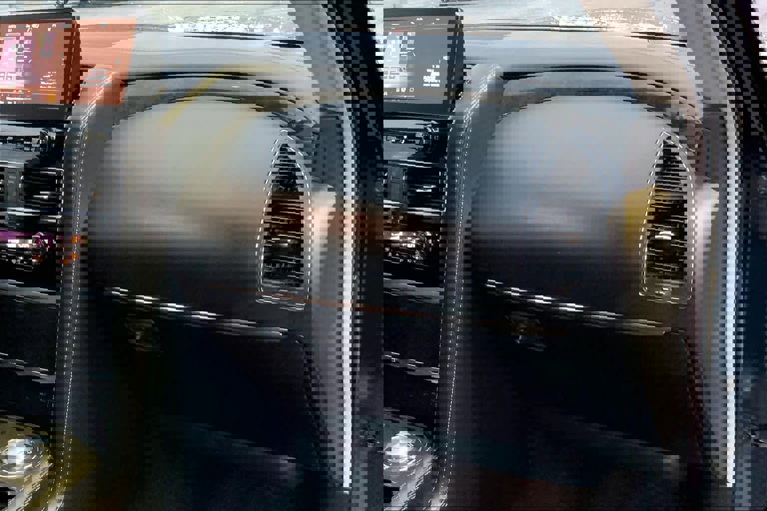 Used 2024 INFINITI QX80 Luxe image 19