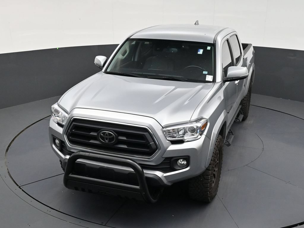 Used 2022 Toyota Tacoma SR5 w/ Technology Package RWD image 19