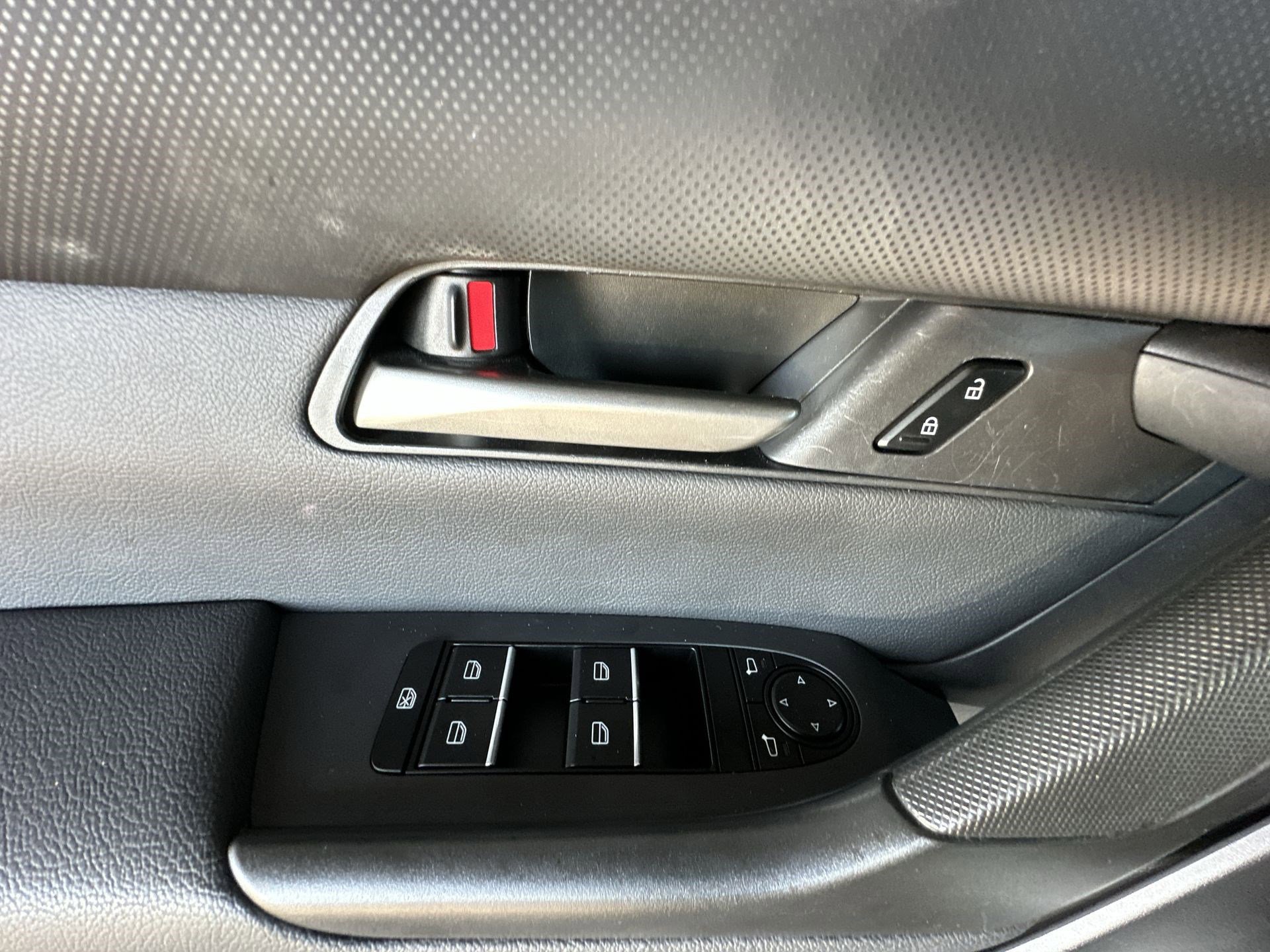 Used 2023 MAZDA CX-50 2.5 S w/ Preferred Plus Pkg image 15