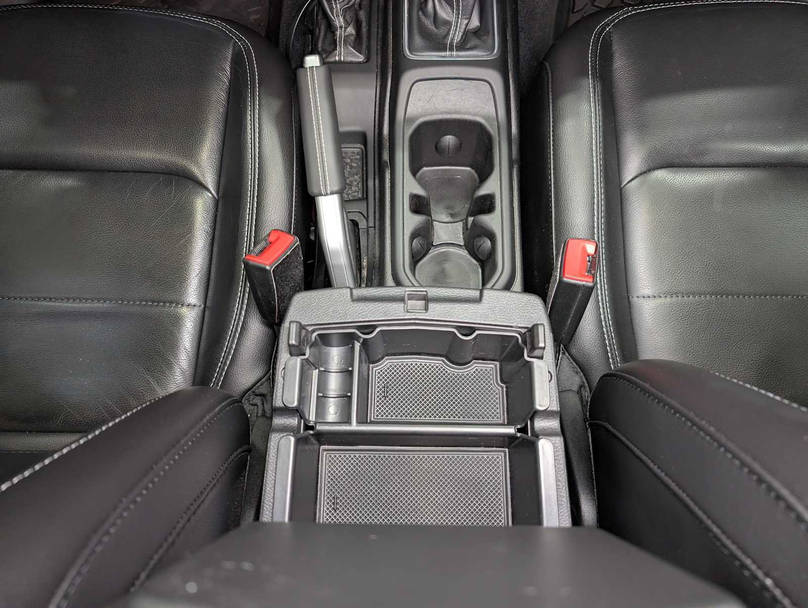 Used 2019 Jeep Wrangler Unlimited Sahara AWD/4WD image 24
