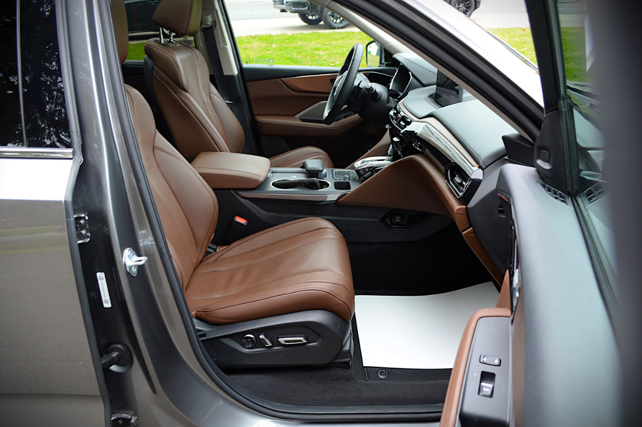 Used 2023 Acura MDX SH-AWD w/ Technology Package image 20