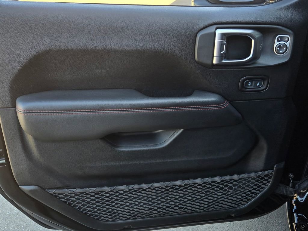 Used 2020 Jeep Gladiator Rubicon image 14