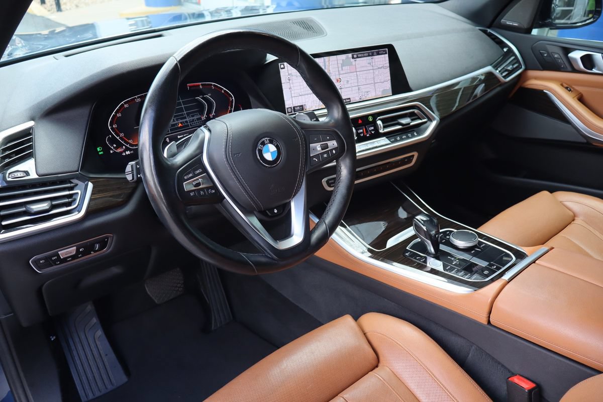 Used 2019 BMW X5 xDrive50i w/ Executive Package AWD/4WD image 9