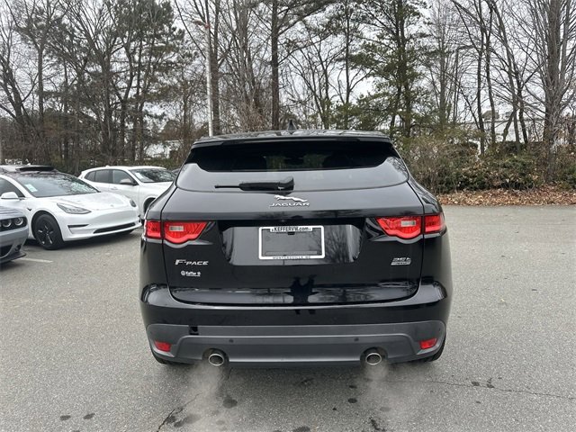 Used 2020 Jaguar F-PACE image 4