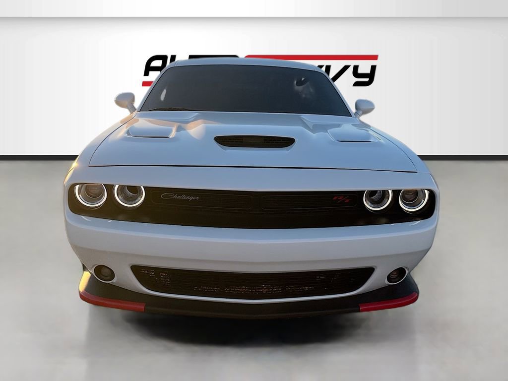 Used 2022 Dodge Challenger R/T Scat Pack w/ Driver Convenience Group RWD image 2