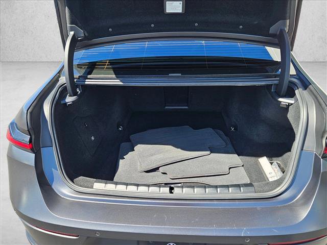 Certified 2023 BMW i7 xDrive60 AWD/4WD image 6