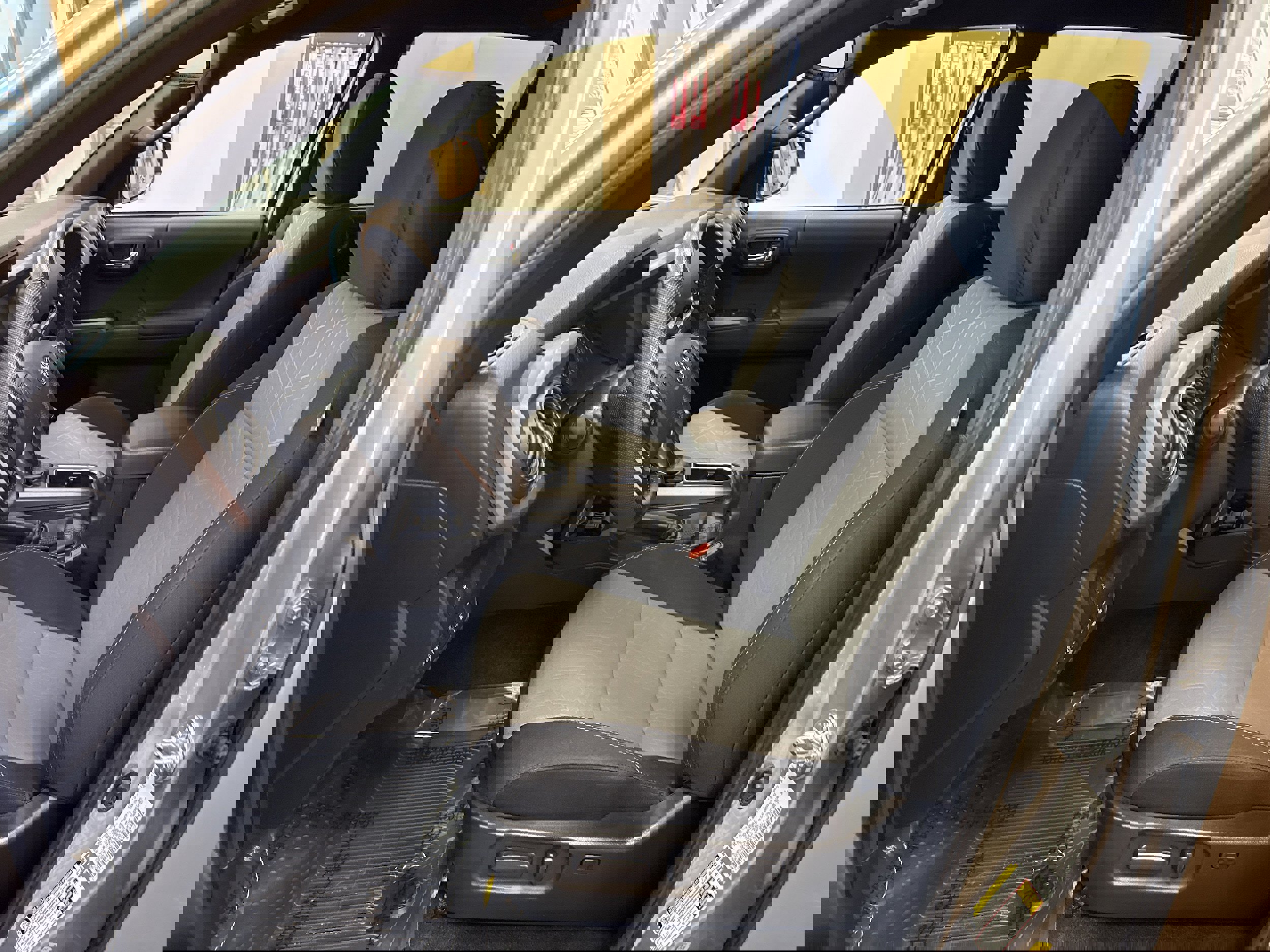 Used 2023 Toyota Tacoma TRD Sport image 6