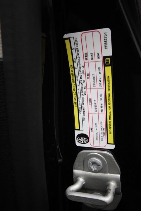 Used 2023 Chrysler Pacifica Touring-L image 30