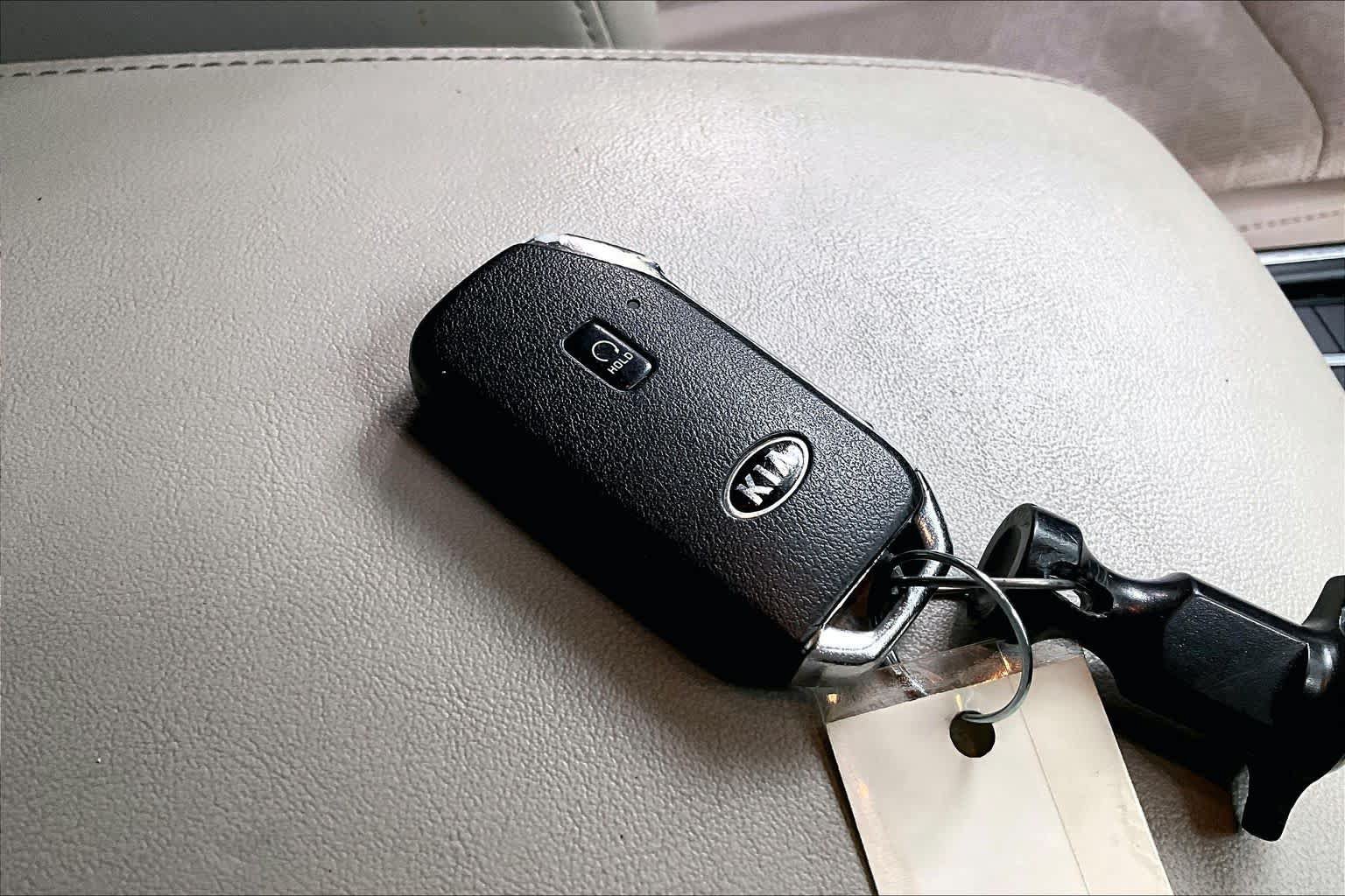 Used 2021 Kia Sorento S FWD image 14