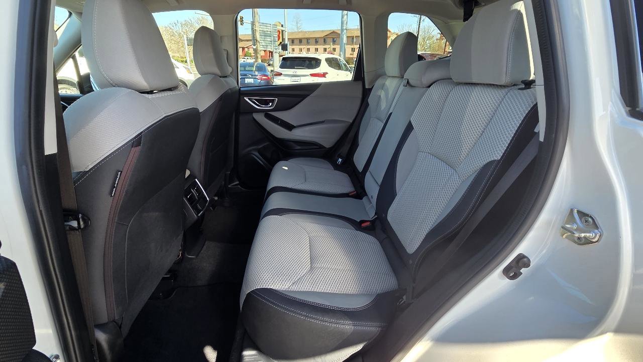 Used 2020 Subaru Forester Premium AWD/4WD image 16