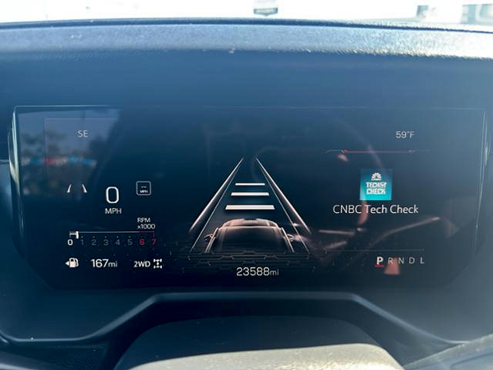 Used 2025 GMC Acadia Elevation AWD/4WD image 2