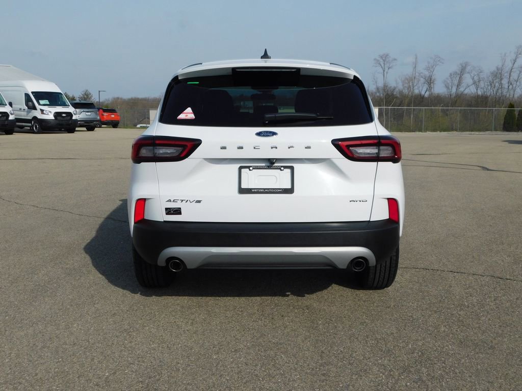 Used 2025 Ford Escape Active image 4