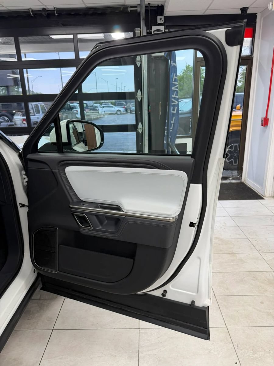 Used 2022 Rivian R1T Adventure AWD/4WD image 41