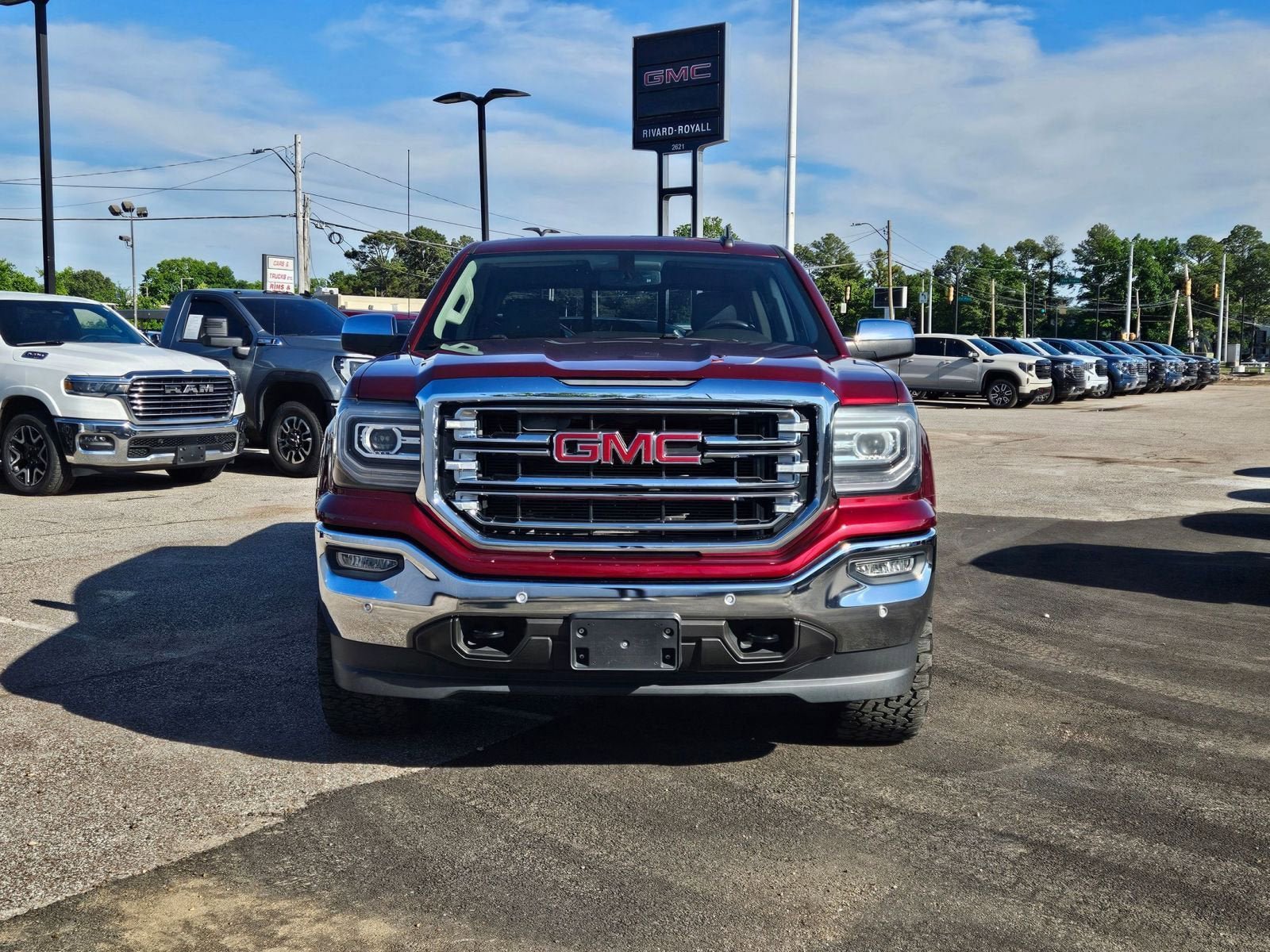 Used 2016 GMC Sierra 1500 SLT w/ SLT Premium Package AWD/4WD image 8