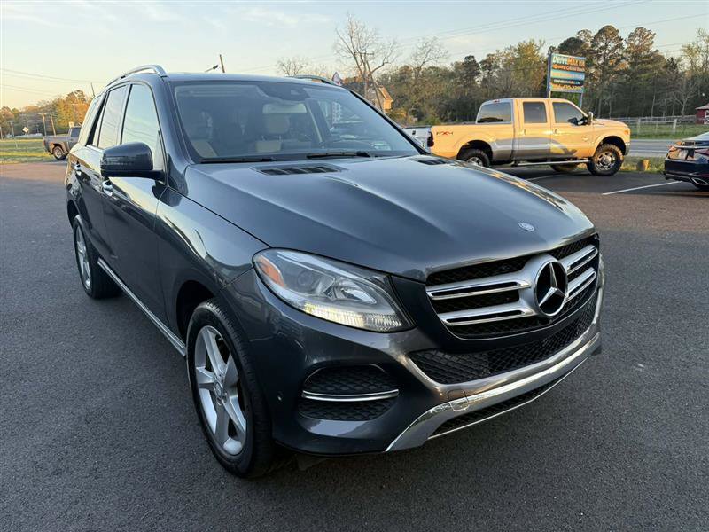 Used 2016 Mercedes-Benz GLE 350 4MATIC w/ Premium Package image 3