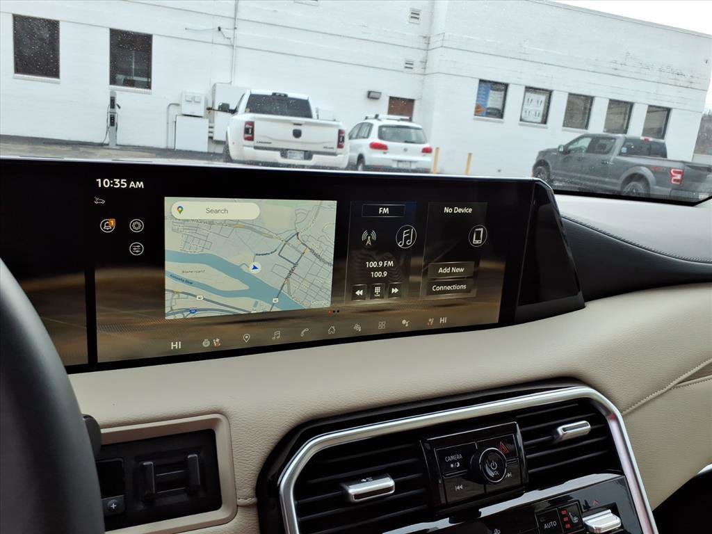 Used 2025 Nissan Armada Platinum Reserve image 18