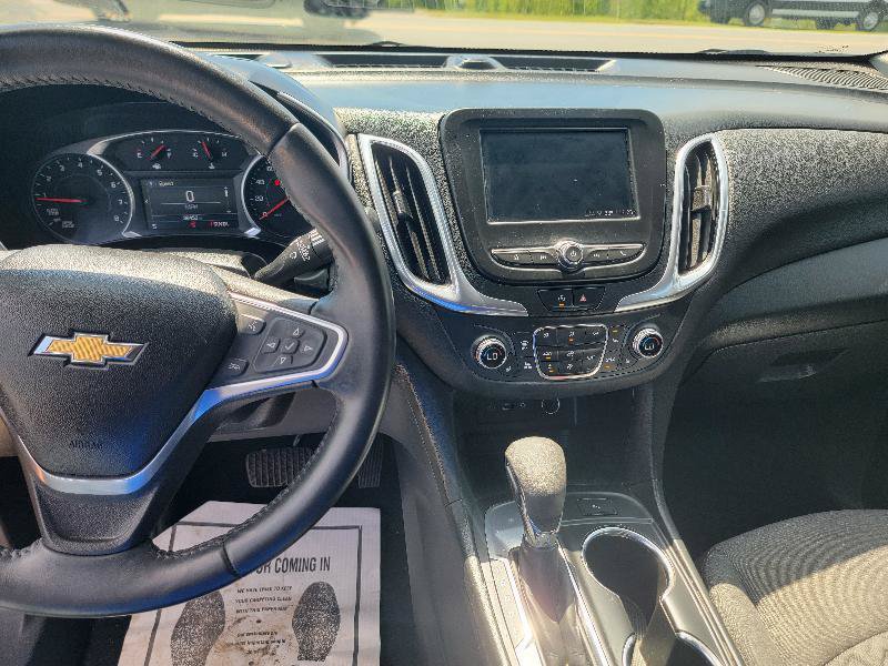 Used 2022 Chevrolet Equinox LT w/ Driver Convenience Package FWD image 16
