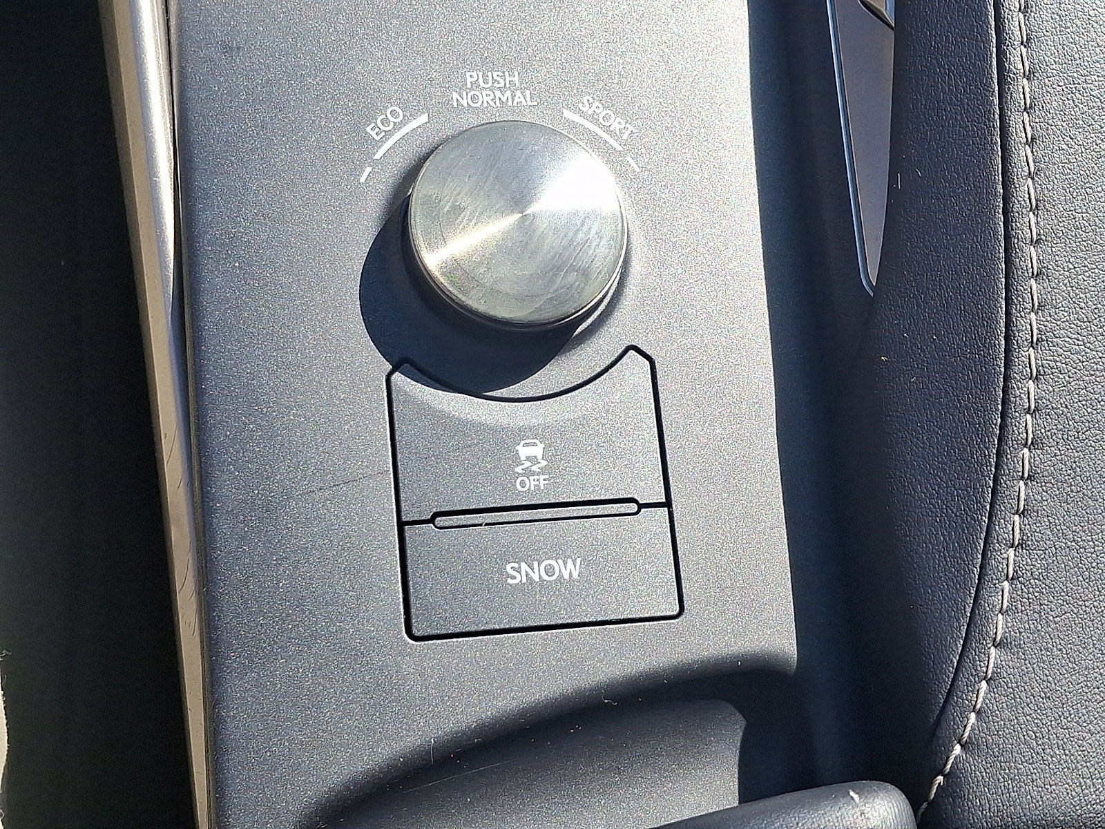Used 2019 Lexus IS 300 F Sport w/ F Sport Package AWD/4WD image 26