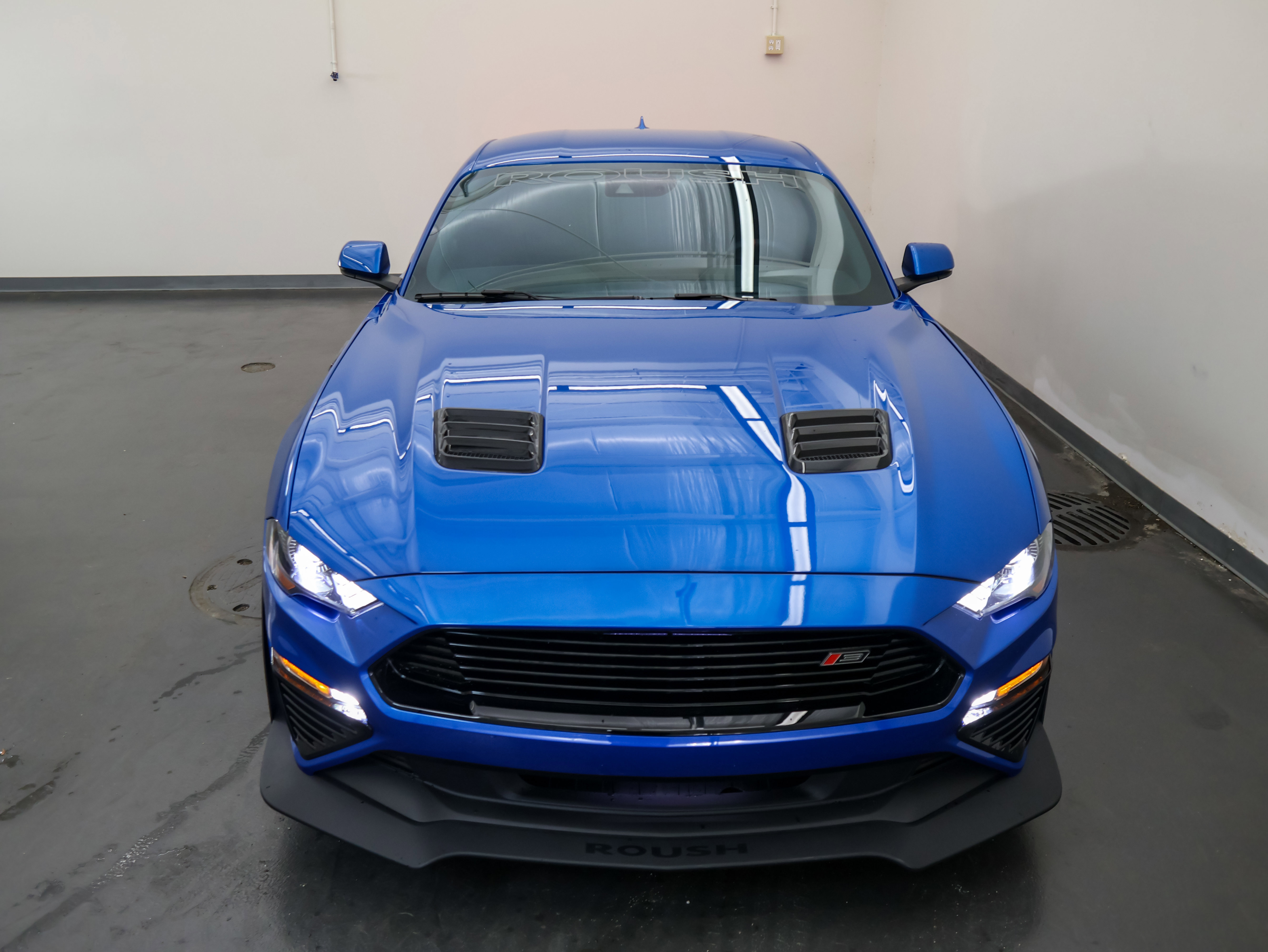 Used 2021 Ford Mustang GT Premium w/ GT Performance Package RWD image 9